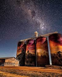 Pin By Simon Fawcett On Creativity Building Art Art Building