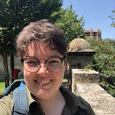 Sarah Bull (@sarahebull@mastodon.social)