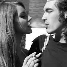 Danielle Sierra Clubhouse Profile, Followers, Statistics (@_allsmilesxo)