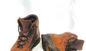 You can do this once a week to get rid of foot odor over time. How To Prevent And Cure Work Boot Odor Smelly Feet Cures