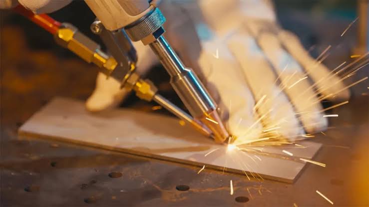 What Is Laser Welding and How Does It Work? – A Comprehensive Guide -  Kempson