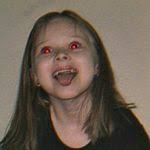 Veronica Trimmer's Instagram, Twitter & Facebook