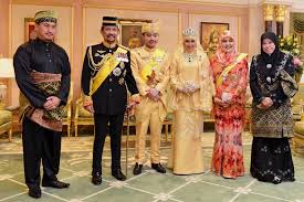 Dalam boxer codex, sultan abdul kahar disebut sultan ari lula atau sultan adilullah, sedangkan antonio. Pin En Fotos
