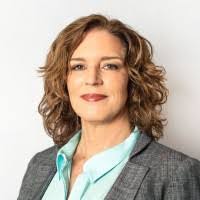 Lisa Kuck's Instagram, Twitter & Facebook