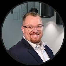 Eric Adkison's Instagram, Twitter & Facebook