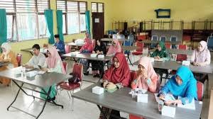 Contoh sk bendahara yayasan dunia sosial. Catatan Tebal Untuk Bos Madrasah Harus Transparan Dan Akuntabel