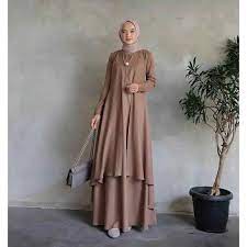 Yang paling sering dipakai untuk model gamis terbaru adalah kain sutra cina yang terbuat dari tenunan serat sutra. Jual Baju Gamis Syari Wanita Terbaru Aluna Maxi Dress Murah Terlaris Fashion Muslim Wanita Kekinian 2021 Terbaru Juni 2021 Blibli