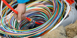 Bei unsicherheit empfehlen wir auf jeden fall fachpersonal zu beauftragen. Glasfaser Ausbau Telekom Will Ftth Zu Jedem Haus Bringen