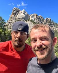 Dan desroches (@doinstuffwiththings) • Instagram photos and videos