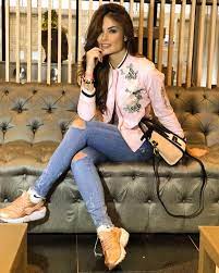 Emerging celebrities all around the globe which includes hollywood, tiktok, musically, youtube and instagram stars. 21 Mil Me Gusta 136 Comentarios Sara Uribe Sara Uribe En Instagram Quot Me Encanta Mi Chaqueta De Mink Col Quot Chaquetas Comentarios