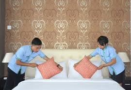 9,958 floor supervisor job vacancies on jobsora. Tugas Dan Tanggung Jawab Room Attendant Dalam Pelayanan Beserta Cara Membersihkan Kamar Tamu Ilmuperhotelan Apa Yang Kamu Cari Ada Di Sin I