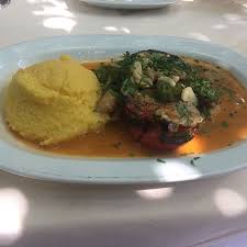 Arată persoana saŭ lucru depărtat, în opoz. Cea Mai Buna Saramura De Crap Picture Of Torna Fratre Bucharest Tripadvisor