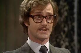 It has been announced that Tony Adams, who played Elgin in The Green Death,  has died aged 84.