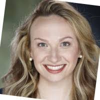 Kelli Summers's Instagram, Twitter & Facebook