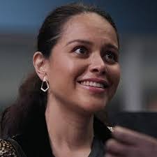 Beverly Houle's Instagram, Twitter & Facebook