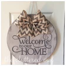 Used 18 In Round Disc From Home Depot Lowes Wooden Signs Round Wood Sign Wood Crafts