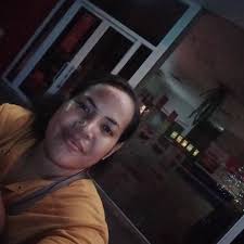 Im not single. I'm in a long distance relationship. Because my husband  lives in the future. 👽😂