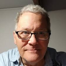 Cassette player stops after 3-5 seconds