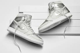 Check spelling or type a new query. Air Jordan 1 Co Jp Metallic Silver Siap Dirilis Tertarik
