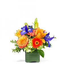 Get expert wedding planning advice and find the best ideas for wedding decorations, wedding flowers, wedding cakes, wedding songs, and more. Fall Smiles Free Standard Delivery W Code Fall18 Sparks Florist Reno Sparks Flower Delivery Sparks Florist Reno Sparks Flower Delivery