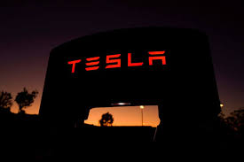 Tesla's share price has tumbled over the past week. Analyst Tesla Stock Could Crash 40 But Don T You Dare Short It