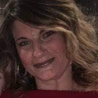 Carrie Rutter's Instagram, Twitter & Facebook