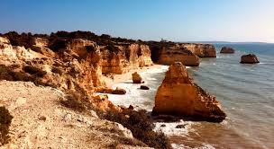 There are many places of interest to visit in the algarve. Ein Drittel Der Hotels An Der Algarve Hat Wieder Geoffnet Reise Vor9