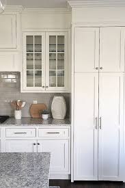White Kitchen White Cabinets Inset Cabinets Benjamin Moore White Dove Oc 17 White Shaker Kitchen White Shaker Kitchen Cabinets Shaker Style Kitchen Cabinets