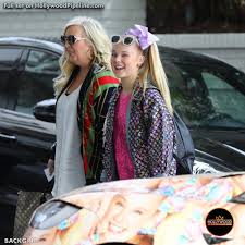 For a wide assortment of jojo siwa visit target.com today. Pbs Twimg Com Media Ehikcqtwwaapesy Jpg