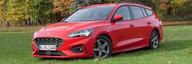 Borrowed from latin focus (hearth, fireplace); Ford Focus Turnier Fahrbericht Neue Generation Autogefuhl