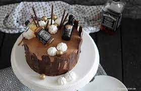 Good ole macaroni tuna casserole. Castlemaker Food Lifestyle Magazin Rezept Fur Saftige Schokoladen Whisky Torte Semi Naked Cake Mit Drip Castlemaker Food Lifestyle Magazin