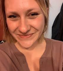 Amber Manning, Ph.D. Candidate, 2023 Stephen Horne Excellence in Teaching  Award Winner