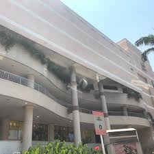It's just an escalator down from 1 utama's gsc cineplexes. 1 Utama Shopping Centre New Wing 837 Tips From 149494 Visitors
