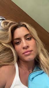 Dena Wilcox's Instagram, Twitter & Facebook