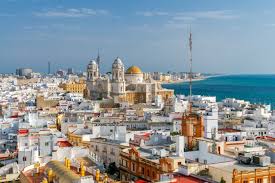 Cádiz, city, capital, and principal seaport of cádiz provincia (province) in the comunidad autónoma (autonomous community) of andalusia, southwestern spain. Oxford Tefl In Cadiz Accredited Tefl Courses Visa Service