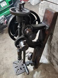 110 Lb Antique Post Drill Press Primitive Shop Barn Garage Tool Functional Video Ebay Vintage Tools Antique Collection Antiques