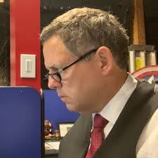 Scott Burroughs's Instagram, Twitter & Facebook