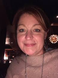 Julie Correia's Instagram, Twitter & Facebook