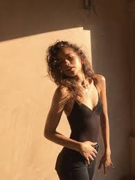 Hiraya On Twitter Zendaya Outfits Zendaya Style Zendaya