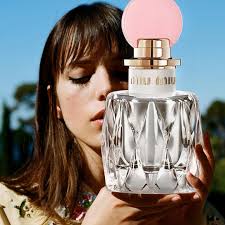 The Lexington Line (@thelexingtonline) • Instagram photos and videos