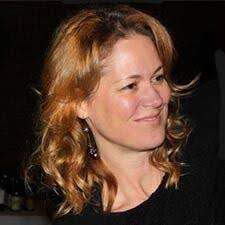 Amazon.com: Amanda Hennessey: books, biography, latest update