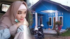 Ternyata praktik nikah siri atau pernikahan yang tak tercatat negara (unregistered marriage) seiring dengan pernikahan siri, poligami pun jamak dilangsungkan di sana. Wanita Muda Jual Rumah Dan Siap Nikah Dengan Yang Beli Nusa Daily