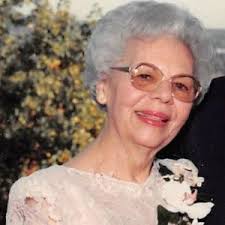 Dorothy Ebert's Instagram, Twitter & Facebook