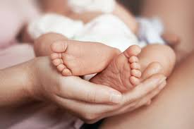 Your baby wouldn't feel this as the umbilical cord has no nerves in it. Newborn How To Care For The Umbilical Cord