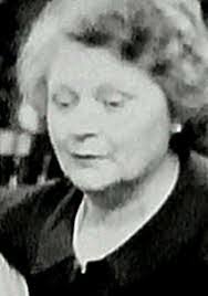 Eileen Matthews's Instagram, Twitter & Facebook