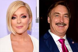 Jan 26, 2021 · my pillow ceo mike lindell permanently suspended from twitter lindell, a close ally of former president donald trump, had been using his twitter account to spread disinformation about the 2020. Jane Krakowski Hilariously Denies Romance With Mypillow Ceo Mike Lindell People Com