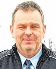 Positiver Trend: Zahl der Unfalltoten ist gesunken Zwischen Bericht und  Ehrung: Einsatz für die Wehr