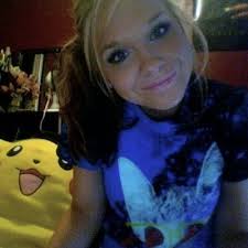 Nicole Swick (@_Hey_Nicole)