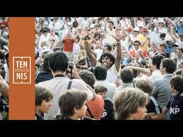 Mats wilander vs noah at the legends cup 2009. Yannick Noah Vs Mats Wilander Finale Roland Garros 1983 Youtube