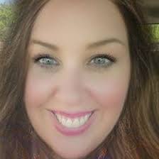 Stephanie Cram's Instagram, Twitter & Facebook